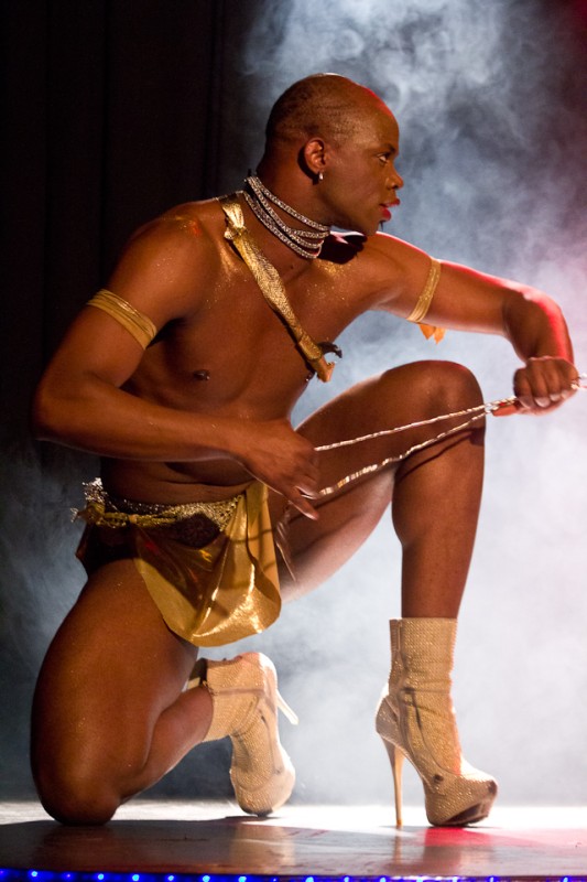 Miss-kennedy-oscars-burlesque-portland-Betholsoncreative-006