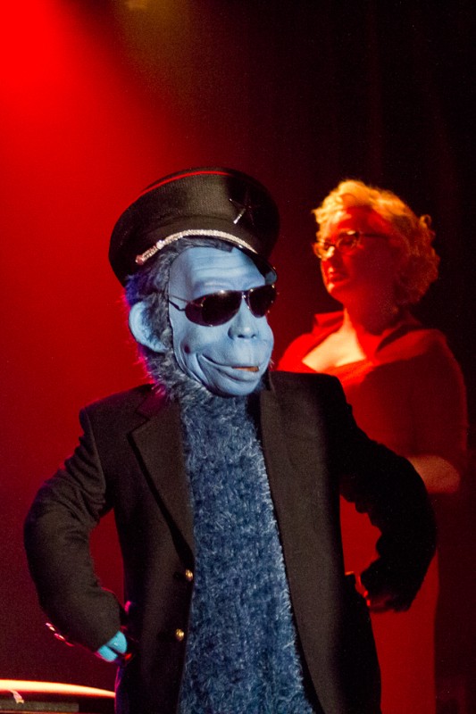 Miss-kennedy-twighlight-zone-burlesque-portland-Betholsoncreative-007