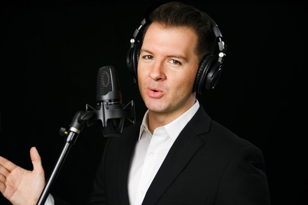 -Devin Lindquist headshots-001