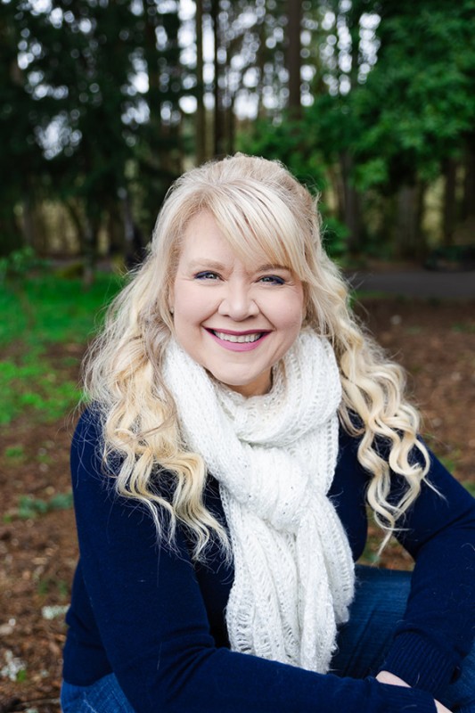 Anne Mooney-Headshots-BethOlsonCreativeW-075 sm